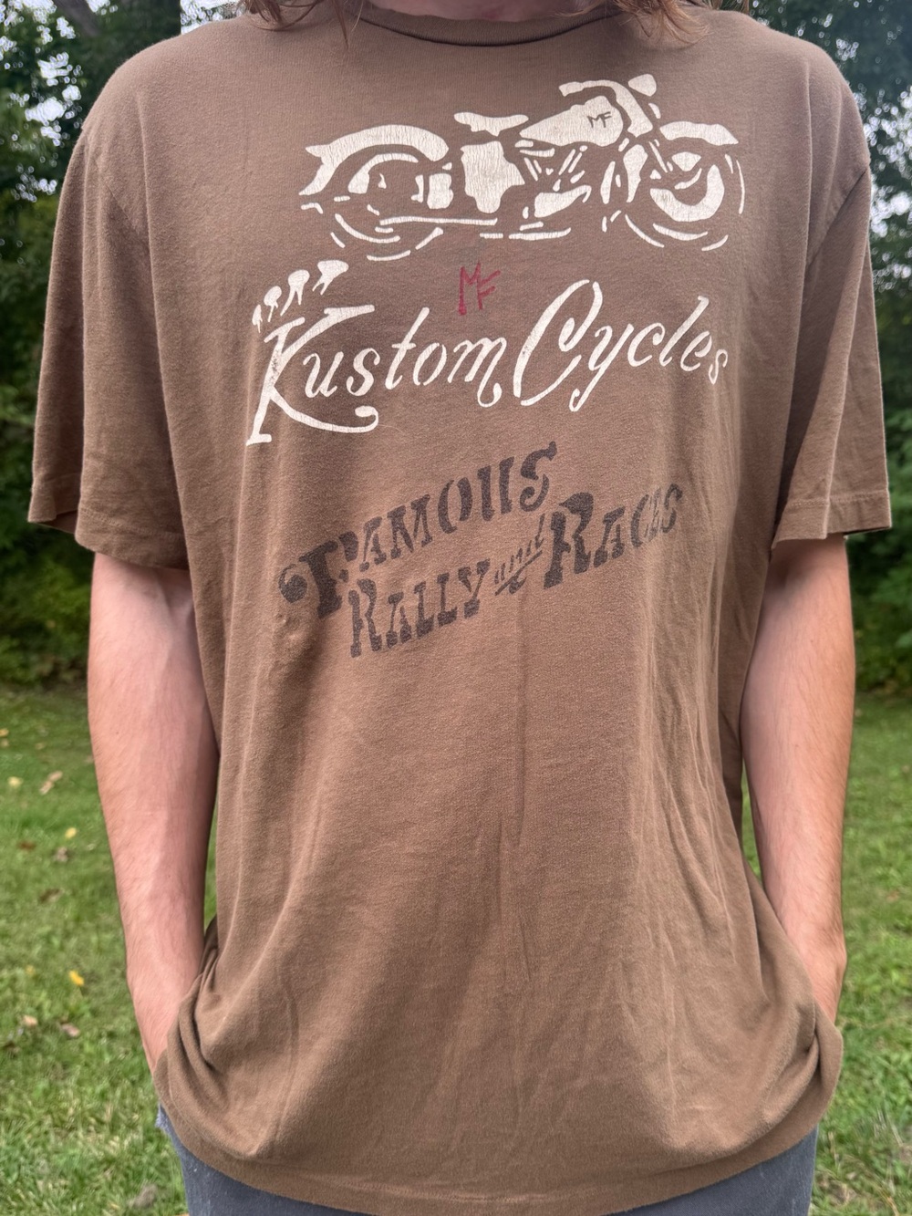 Vintage Men’s Brown Graphic T-Shirt